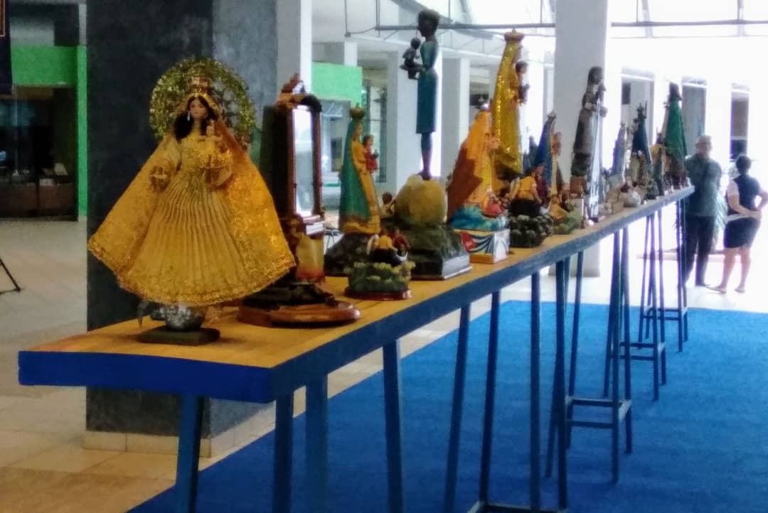 "Ave María", ofrenda a la patria toda